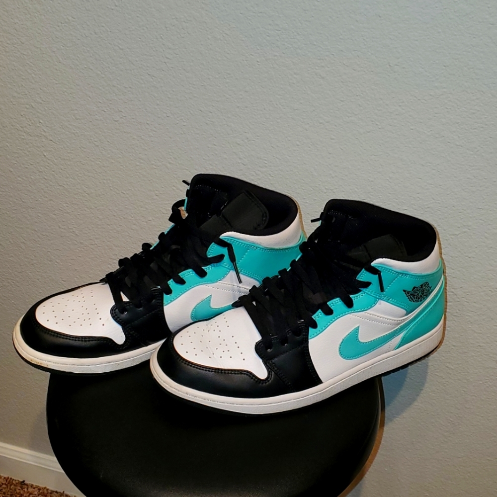 Jordan 1 Troical Twist